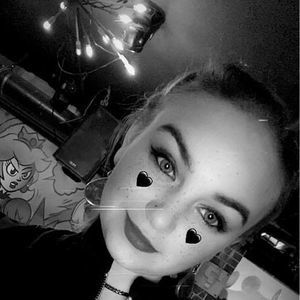 Meet your Posher, Tori